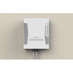 hEX PoE router con 5 porte Gigabit RB960PGS MikroTik.